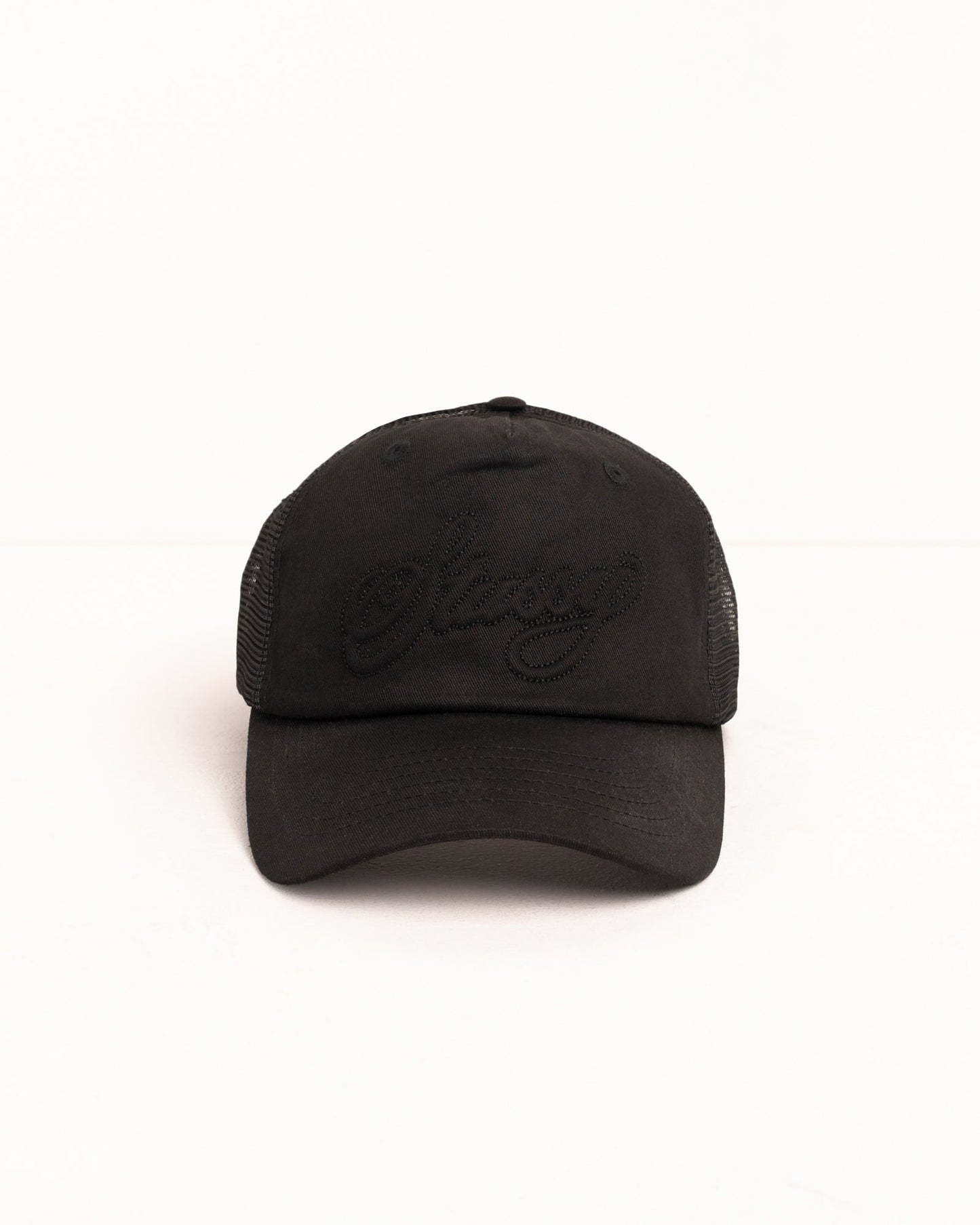 WAXED CURSIVE STITCH SNAPBACK TRUCKER