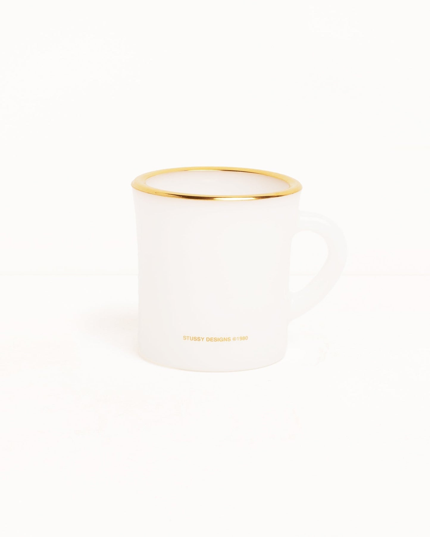 LAGUNA MILK GLASS MUG